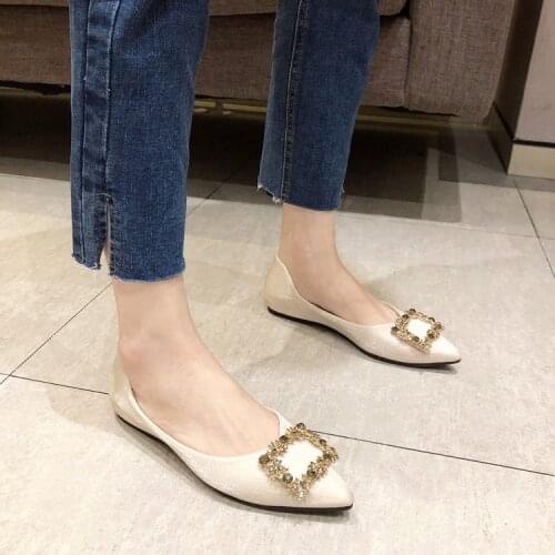 Womens shoes fashion autumn new small fresh womens shoes wild low heel pointed shallow mouth single shoes