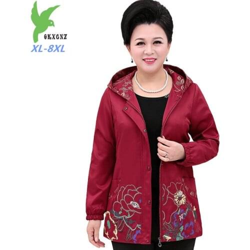 New Plus size XL-8XLSpring Autumn Hooded Trench Coat Women 2019 Print Embroidery Windbreaker Middle aged Female Short Coats G129