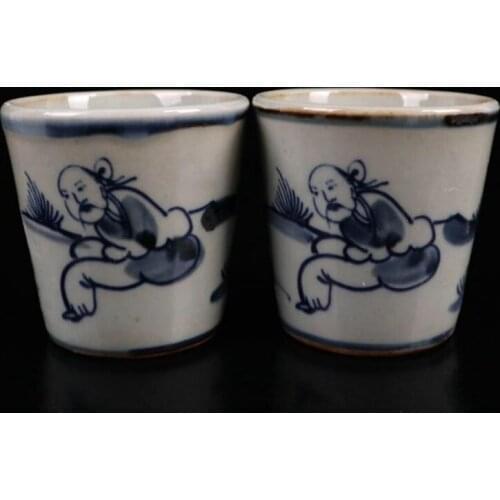 China Blue and white ceramic wine cup crafts statue A pair