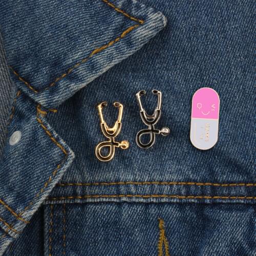 Cartoon Medical Enamel Pins Brooches For Doctor Nurse Dentist Stethoscope Capsule Tooth Organ Heart Eyeball Brain Brooch Jewelry