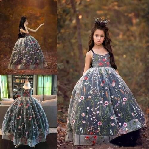 Embroidery Flower Girls Dresses Princess Ball Gowns Spaghetti Straps Girls embroidery Birthday Party Dresses Children Props Gown