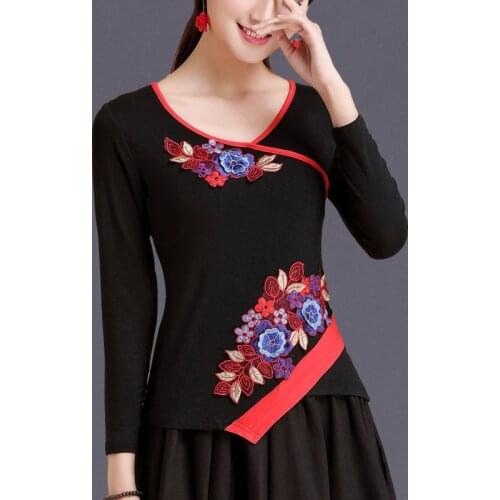 Tshirts Cotton Women Large Size Embroidery T Shirt V Neck Vegan Black Casual Laids 4XL Plus size Tees Top