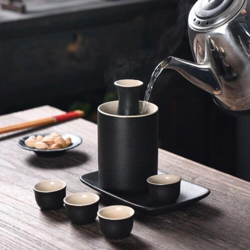 Japanese Sake Set Hip Flask Retro Fashion Outdoor Heating Hip Flask Ceramics Practical Botella Licor Kitchen Dining Bar DI50JH
