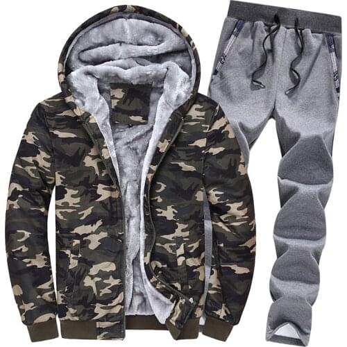 Camouflag Winter Tracksuits Jacket Pants Men Set Plus Size Thicken Fleece Plush Sweatshirt Sportswear Male Hooded Sporting Dress