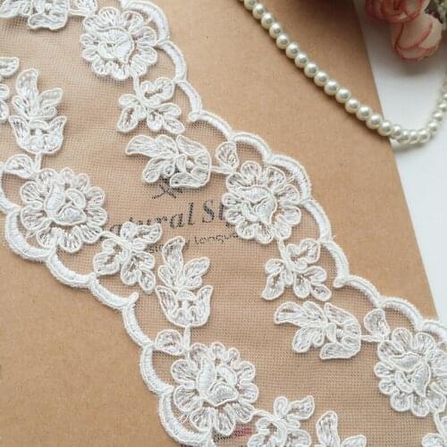 1yard/lot Luxury Off White Bone Embroidery Lace Trim Off White Wave Shape 2side Crocheted Edge Lace Material X769