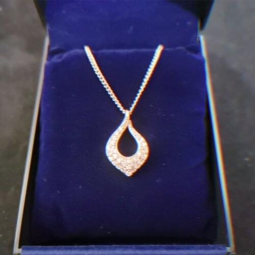 Exquisite Water Drop Zircon Pendant Necklace For Women Girls Elegant Rose Gold Neck Chain Jewelry Mandalorian Collier