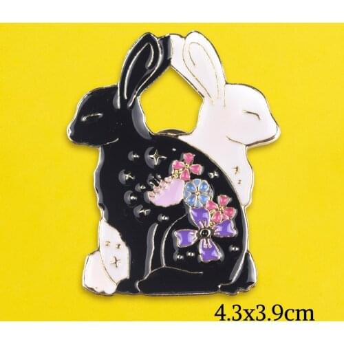 Flower Rabbit Enamel Pin On Custom Cute Animal Puppy Brooches Badges Bag Shirt Lapel Pin Buckle Animal Jewelry Gift for Friend