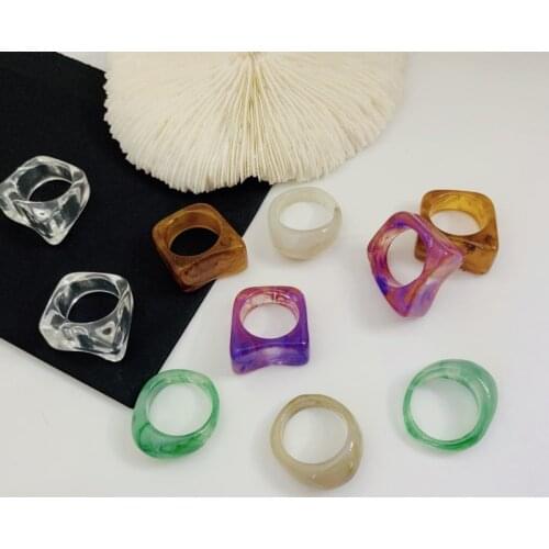 Vintage Irregular Resin Rings For Women Punk Designer Acrylic Rings 2021 Trend Kpop Geometric Plastic Rings Jewelry Accessories
