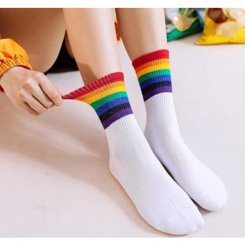New Rainbow Socks Womens Mid-tube Socks Sweet Striped Womens Socks Spring, Autumn and Winter Cotton College Style Sports Socks