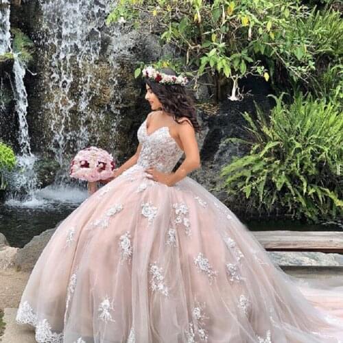 2021 Burgundy Ball Gown Quinceanera Dresses Lace Sweet 16 Dress Party Wear Princess Gowns Xv Años Vestidos De 15 Años