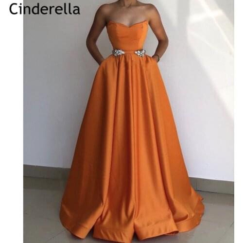Prom Dresses Sweetheart Sleeveless A-Line Long Satin Crystal Beaded Prom Dresses With Zipper Back vestidos de fiesta de noche