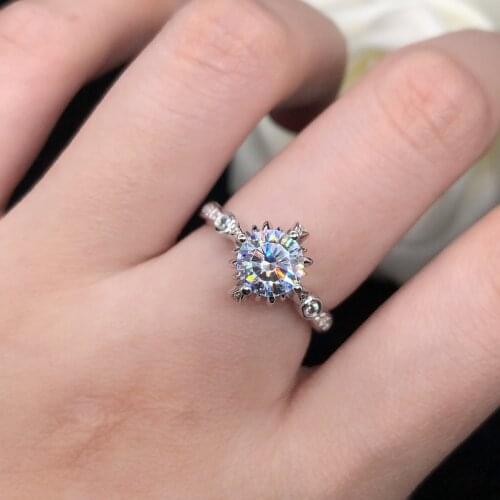 New Arrival 1Ct 6.5mm D Color VVS1 Moissanite Engagement Ring AU750 18K White Gold Ring Wedding Diamond Jewelry