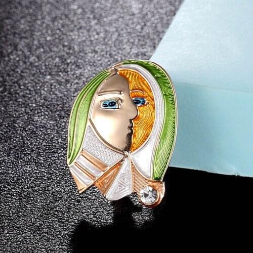 Zlxgirl carton girl pin brooches jewelry fashion Cute colorful face Shape Brooch Pins For women and Men couple gifts hijab pins