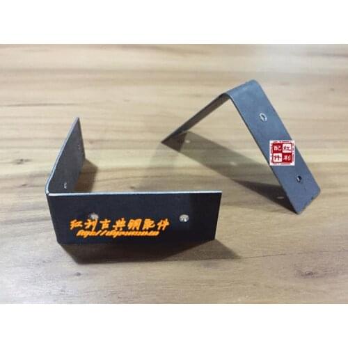 Classical Chinese antique copper fittings on both sides of the bonus angle of furniture decoration accessories box iron bead 5cm