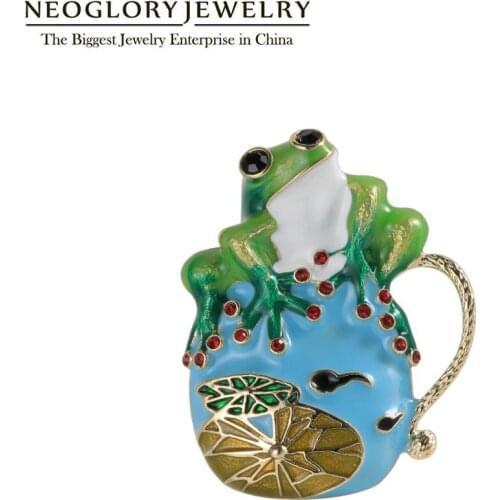 Neoglory Vivid Frogs Enamel Insect Pins Funny Crystal animal Brooches Lapel Badges Pop Culture Jewelry Birthday Gift for Friends