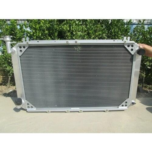 High Performance Aluminum Radiator For NISSAN PATROL GQ SAFARI 2.8 & 4.2LT DIESEL Y60 56MM 3 Row