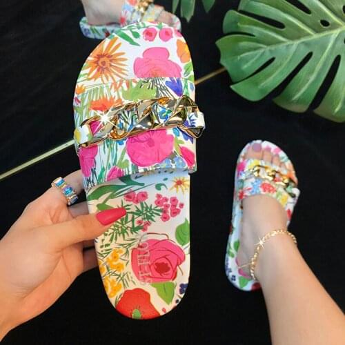 2021 summer new fashion sexy floral color metal chain open toe flat bottom outdoor female beach slippers