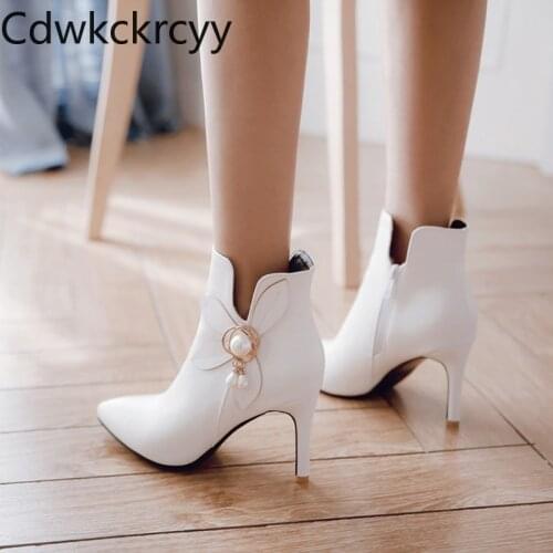 Winter The New fashion Pointed Fine heel 8CM Martin boots Plus cashmere Keep warm High heel Women boots plush size 34-48