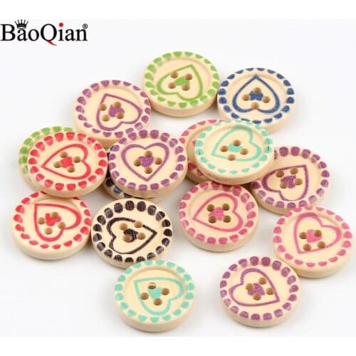 50Pcs 20mm Heart Pattern Wooden Round Sewing Buttons For Clothing Scrapbooking Decoration DIY Needlework Buttons Accessories