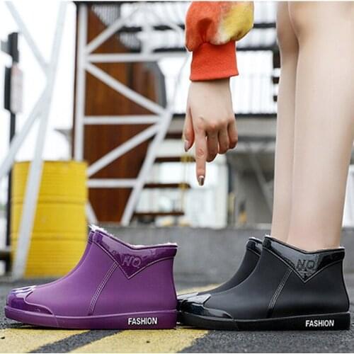 Fashion Waterproof Rain Shoes Ladies Short Tube Round Toe Ankle Boot Kitchen Working Durable Rubber Shoe Female Autrumn 2022 New