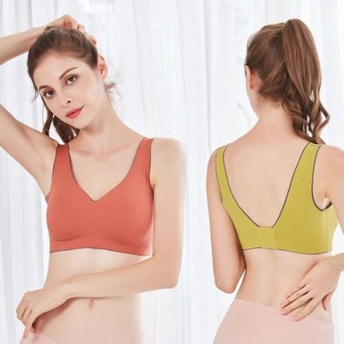 Latex seamless underwear womens small chest gathered bra without steel ring, anti-sagging and receiving breast thin sports bra