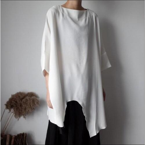 New Men And Women Asymmetric Clipping Loose Half Sleeve T-shirt Solid Color Shirt Hairstylist Personality Tide Tops Costumes