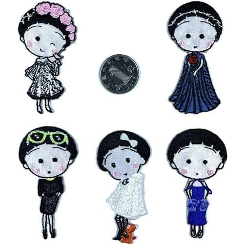 20pcs/lot anime girl Embroidery Patch flower Clothing Decoration Sewing Accessories Diy Iron Heat Transfer Applique