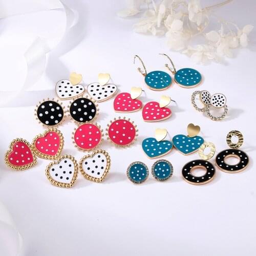 2021 Korean Fashion Trends Geometric Earrings Vintage Heart Stainless Steel Earrings Colors Unusual Luxury Accessories Wholesale