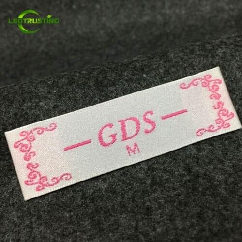 2000pcs Customizd Personal Brand Woven Gold Clothing Labels with Cut and Fold Custom Embroidered Wedding Dress/Jacket Labels