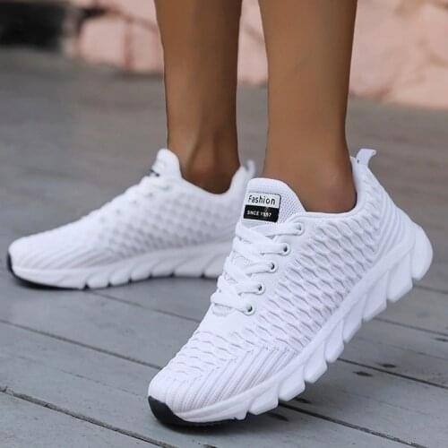 White Sneakers Women Platform Sport Running Shoes Breathable Air Mesh Ladies Casual Sneakers Lightweight Female Walking Shoes