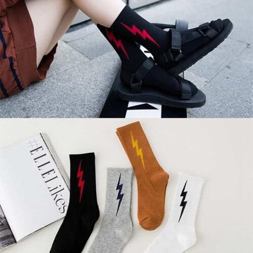 New Lightning Socks Basketball Harajuku Mens and Womens Trendy Stocking Student Sports Korean Skateboard Couple Slippers Socks