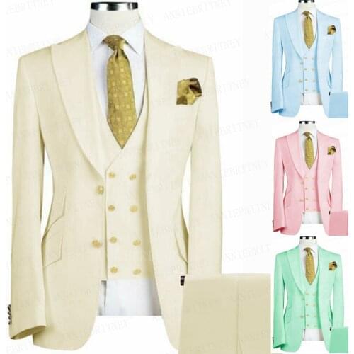 2021 New Designs White Groom Suit 3 Pieces Slim Fit Custom Men Wedding Prom Gold Buttons Jacket Vest Pants Dinner Dress Tuxedo