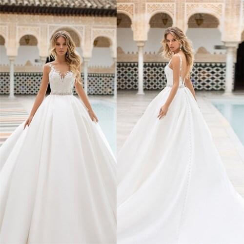 Sheer Scoop Lace Appliques Wedding Dresses Pleated Backless Satin Bridal Gowns Custom Made Sleeveless Robe De Mariee Garden