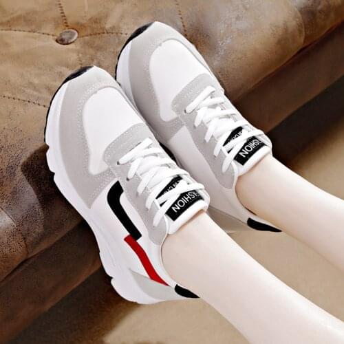 2021 Fashion Casual Sneakers Women Flat Shoes Lightweight Soft Sneakers Breathable Footwear Basket Shoes Ladies Trainers