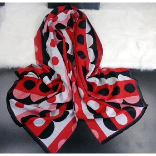 2020 Luxury Dot Print Winter Scarf Women Warm Thick Blanket Wraps Brand Female Cashmere Pashmina Scarves Shawls