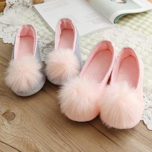 Style Comfortable Wear Hot Sale Women Indoor Wear Shoes Home Slippers Sweet Looking Two Colors Spring Autumn Wear Fashion
