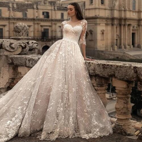 Muslim Wedding Dresses Ball Gown Half Sleeves Tulle Appliques Lace Dubai Arabic Wedding Gown Bridal Dress Vestido De Noiva