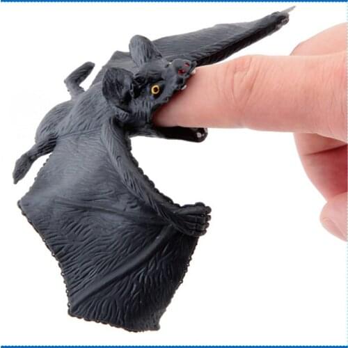 2020 New Halloween Simulated Animal Bat Tips Toy Joke Chandelier Bar Scene Hot Accessories April Fish Halloween Decorations