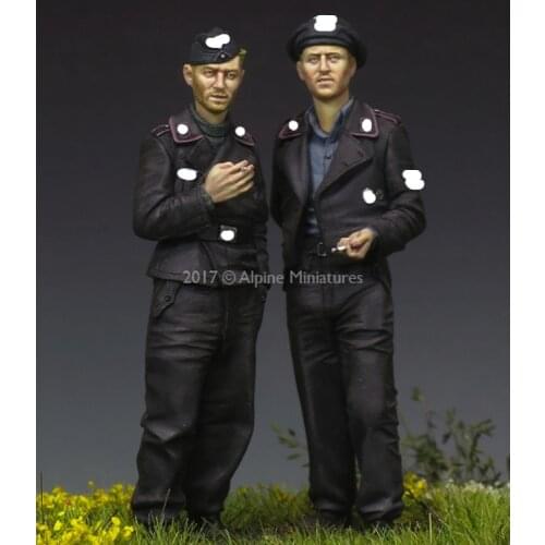 1/35 Panzer Crew Set, with 2 heads, Resin Model Soldier GK, WWII military theme, Unassembled and unpainted kit