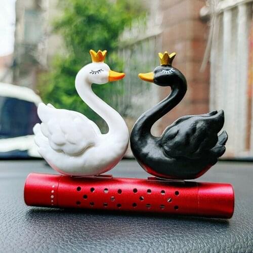 Black White Swan Car Air Freshener Couples Crown Swan Car Decoration Accessories Interior Perfume Clip Women Aromatherapy Gift