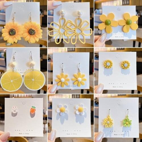 Fresh lemon yellow creative Earstuds summer cute flowers 2021new fashion earrings female wild sweet temperament high-end jewelry