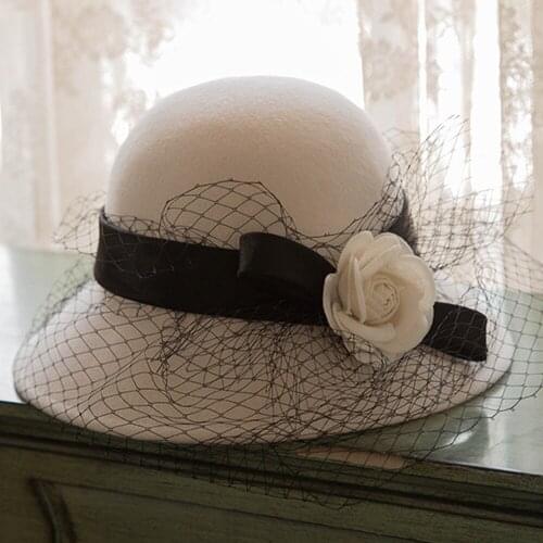 FS White Flowers Dome Hat With Veils Wool Felt Fedoras Caps Hats For Women Banquet Wedding Church Hats Lady Derby Cloche Cap