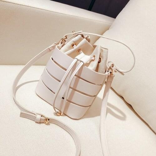 Chic Casual Mini Drawstring Hollow Bucket Bags for Women Simple Pu Leather Shoulder Messenger Bag Travel Clutch Ladies Purse