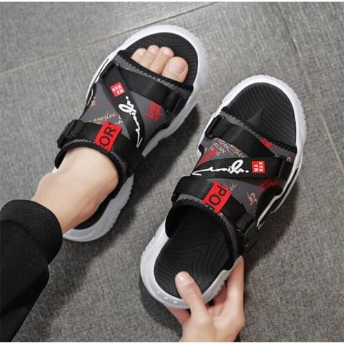 Casual Fashion Slippers Mens Summer New Buckle Trend Young Student Sandals Outdoor Vacation Travel All-Match Beach Shoes