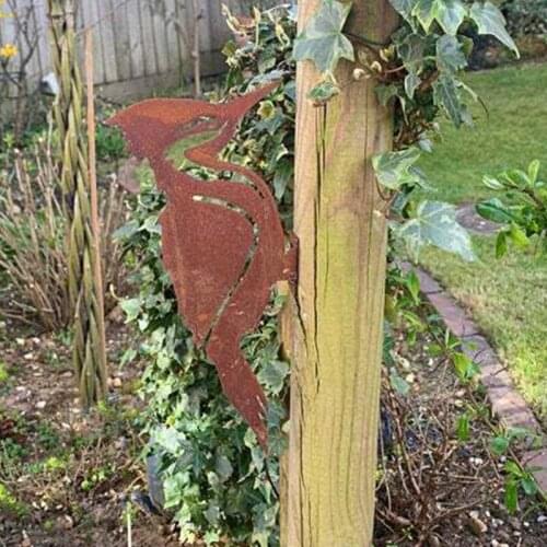 P15D Elegant Garden Stake Design Pileated Bird Rusty Metal Silhouette Tree Decoration Vintage Insert Outdoor Lawn Yard Decor