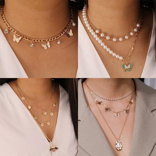 Cute Butterfly Pendant Necklace For Women Lovely Golden Rhinstone Crystal Animal Necklaces Summer Holiday Romantic Gift Jewelry