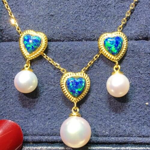 One set freshwater pearl near round 9-11mm necklace and earrings amazing