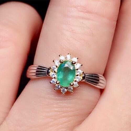 Natural Colombian Emerald Ring High Clarity Full Fire Color Main Stone 4*6mm 925 Silver Seiko Inlaid