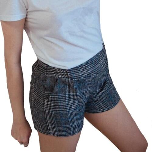 CUHAKCI Women fashion Stretch Waist Warm Plaid Shorts New Autumn Winter Woolen ShortsRetail Loose Shorts