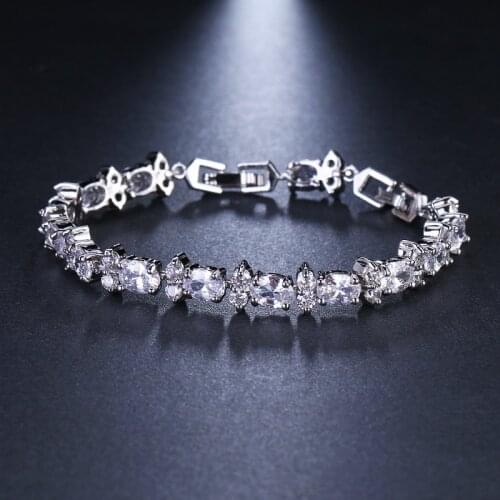 ORZTOON Vintage Geometry Shine Zircon Bracelets for Women Light Luxury Silver Color Bracelet Trendy Female Jewelry Party Gift